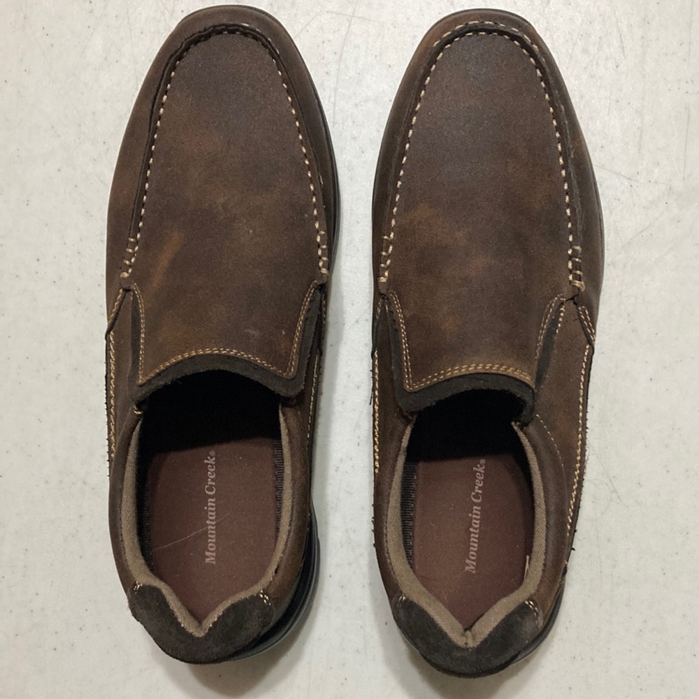 Men’s Mountain Creek Slip-ons - Size 9
